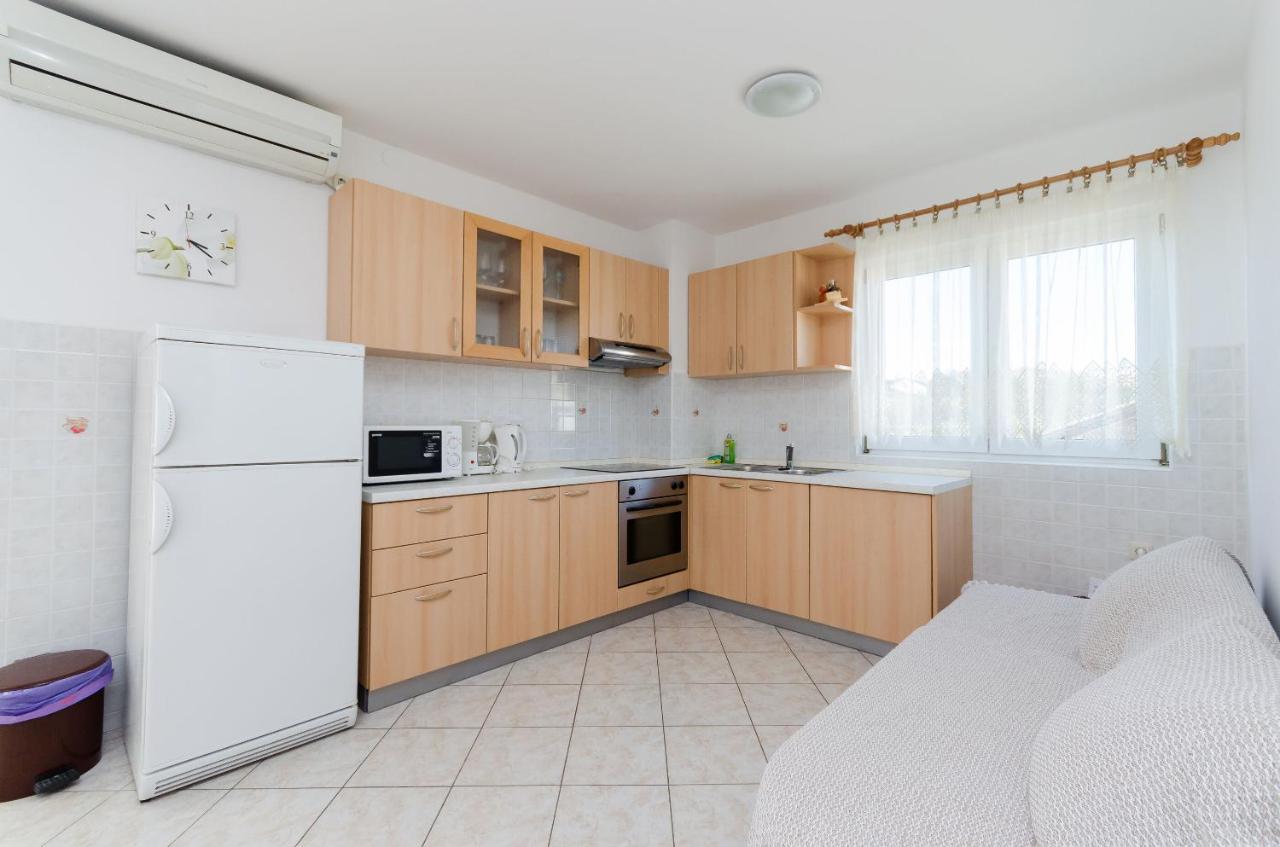 Apartments Marija P Lopar Zewnętrze zdjęcie