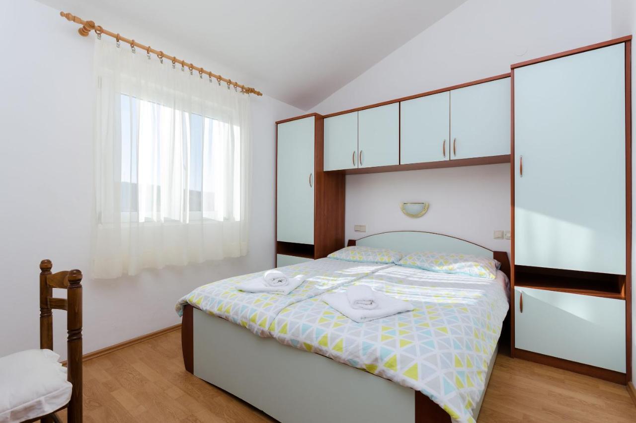 Apartments Marija P Lopar Zewnętrze zdjęcie