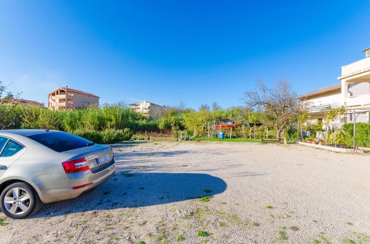 Apartments Marija P Lopar Zewnętrze zdjęcie