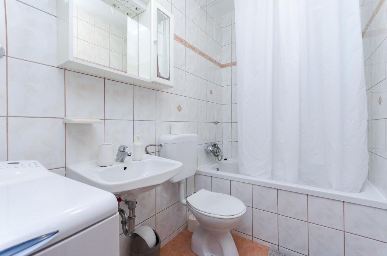 Apartments Marija P Lopar Zewnętrze zdjęcie
